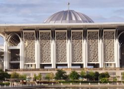 Tuanku Mizan Zainal Abidin Mosque in Putrajaya