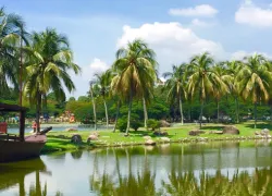 Shah Alam Lake Garden in Shah Alam