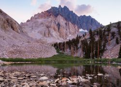 Thunderbolt-Peak (Stockton ) in California