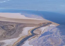 Lake Eyre National Park in Adelaide