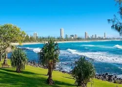 Burleigh Heads Beach in Queensland