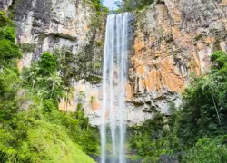 Purlingbrook Falls in Brisbane