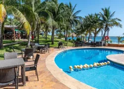 Dos Playa Beach in Cancun