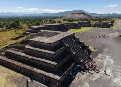 Avenue of the Dead in Teotihuacan