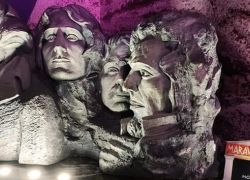 Dreamland Wax Museum in Iguassu Falls