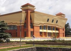 Bau Tro Lake in Dong Hoi