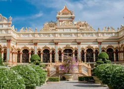 Truc Lam Chanh Giac Zen Monastery in My Tho