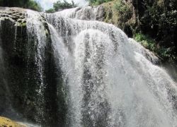 Mo Waterfall in Yen Bai