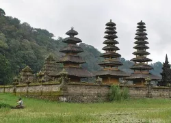 Lake Tamblingan in Bali