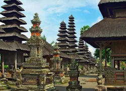Sakenan Temple in Denpasar