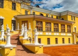 Yaroslavl Art Museum in Yaroslavl