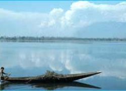 Wular Lake,Wullar Lake,Wular Lake in Srinagar