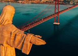 Almada’s Cristo Rei Statue in Azeitao