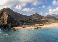 Praia da Calheta in Calheta