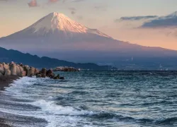 Miho no Matsubara in Shizuoka