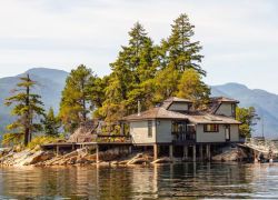 Roberts Creek in Sunshine Coast