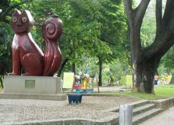 Parque de los Gatos in Cali