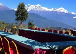 Himalayan Sunrise Point in Deurali