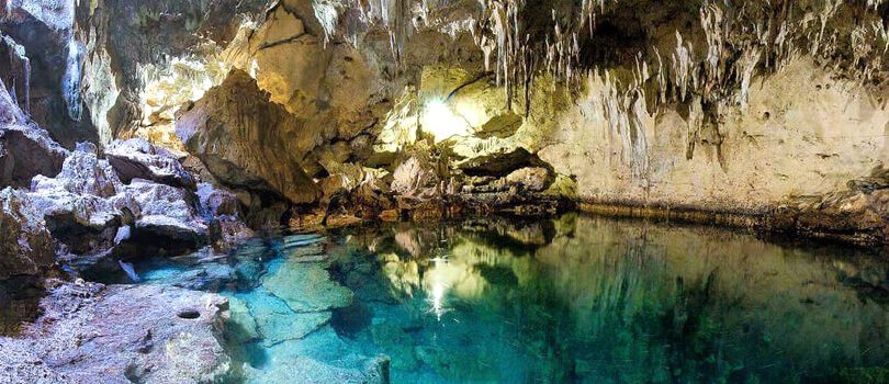 Hinagdanan Cave