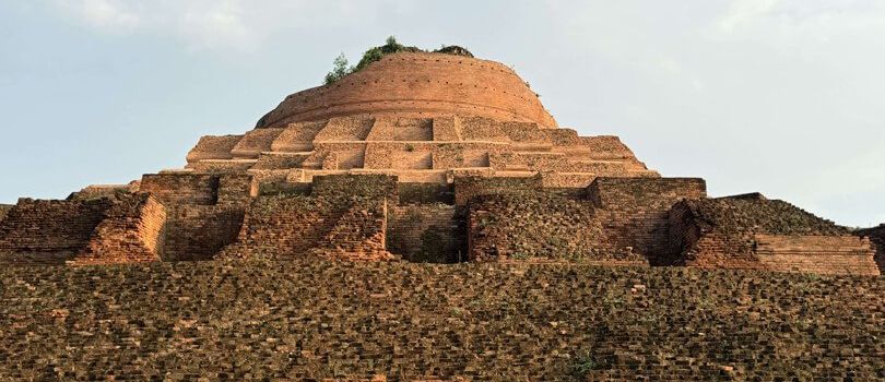 Laheriya Stupa