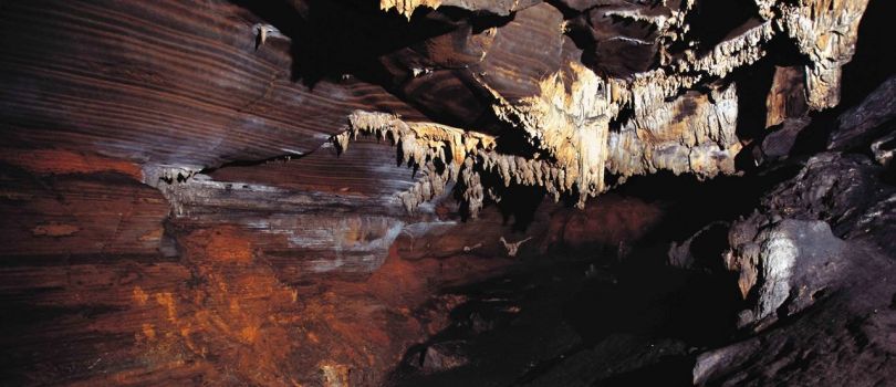 Kutumsar Caves