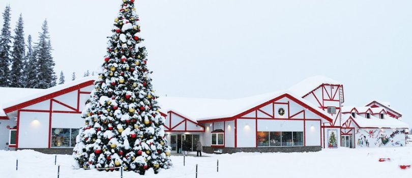 Santa Claus House and Statue