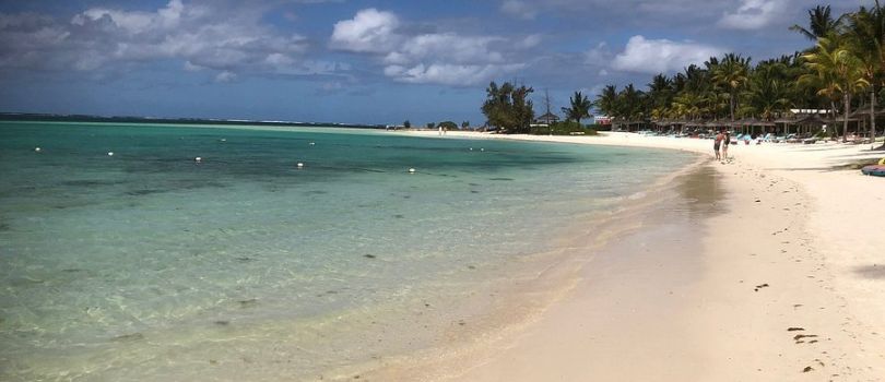 Belle Mare Beach