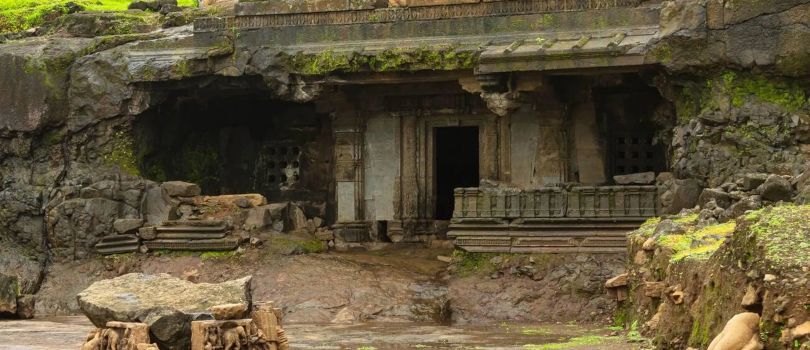 Tringalwadi Fort