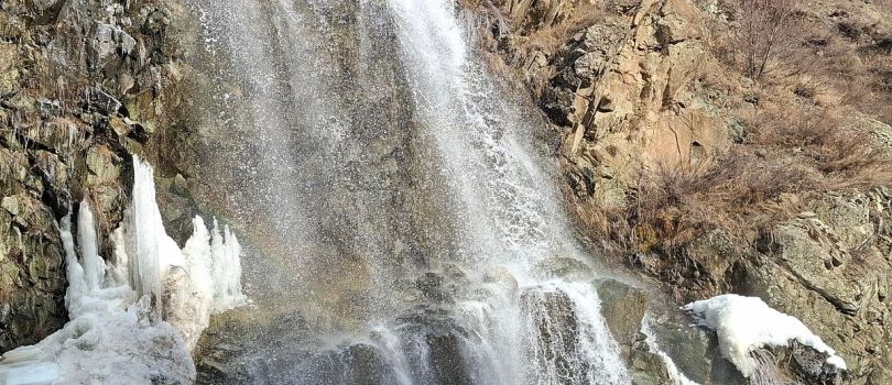 Drung Waterfall