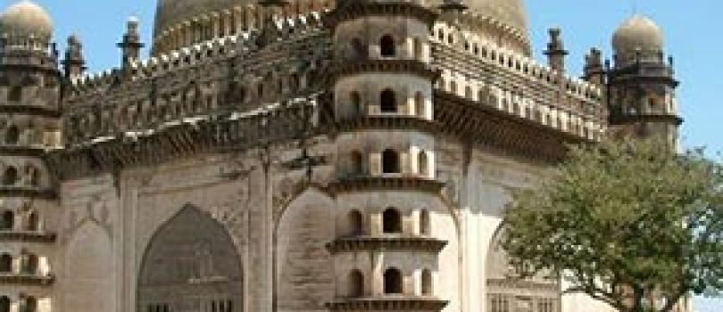 Temples, Forts & Beaches