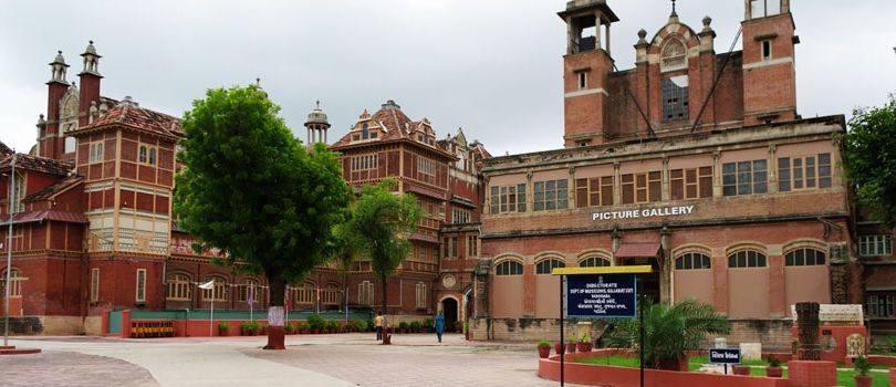 Baroda Museum and Art Gallery and The Maharaja