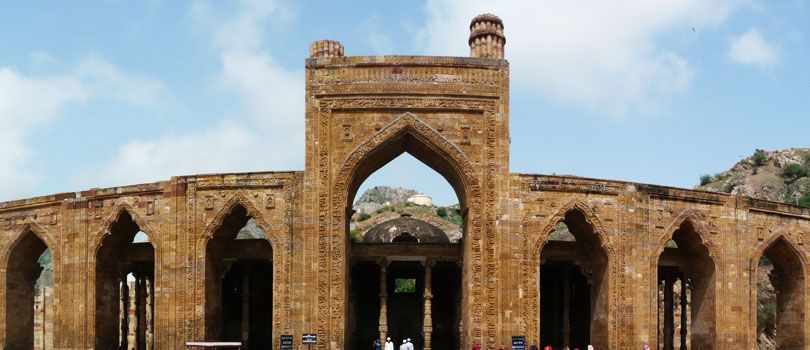 Adhai Din Ka Jhonpra