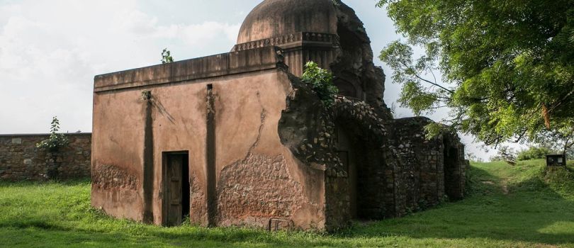Salimgarh Fort