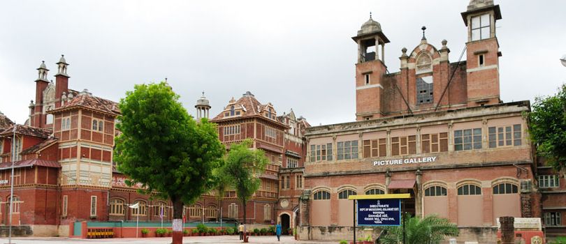 Vadodara Museum And Picture Gallery