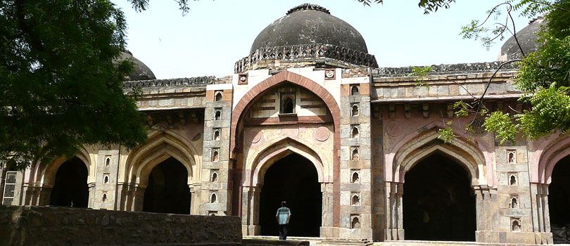 Moth Ki Masjid
