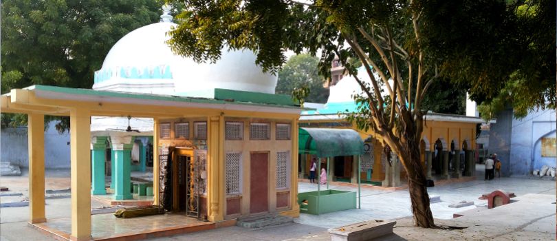 Chirag-i-Delhi-Dargah