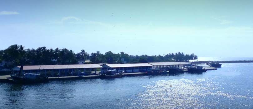 Neendakara Port