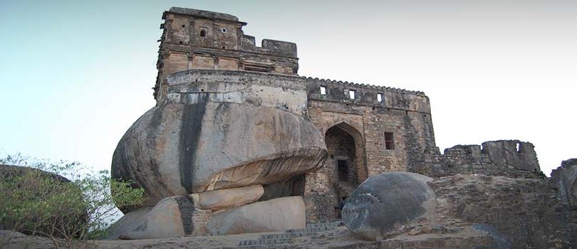 Madan Mahal Fort
