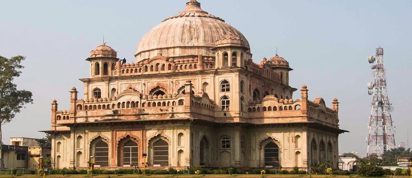 Tombs Of Saadat Ali Khan & Khurshid Zadi