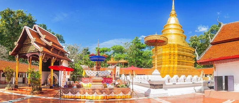 Wat Phra That Doi Chom Thong