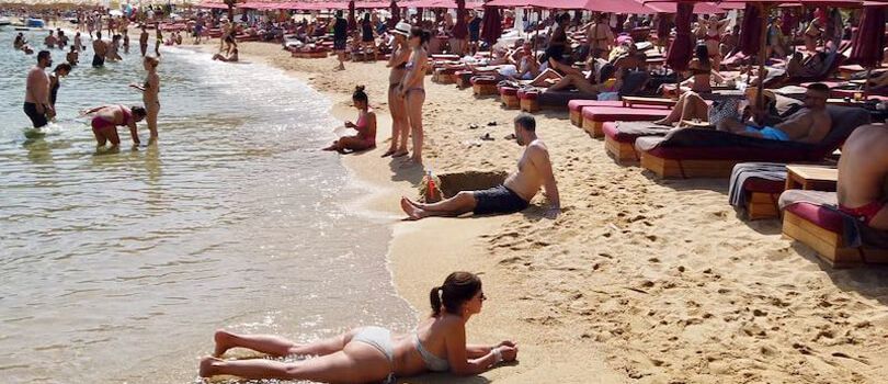 Super Paradise Beach