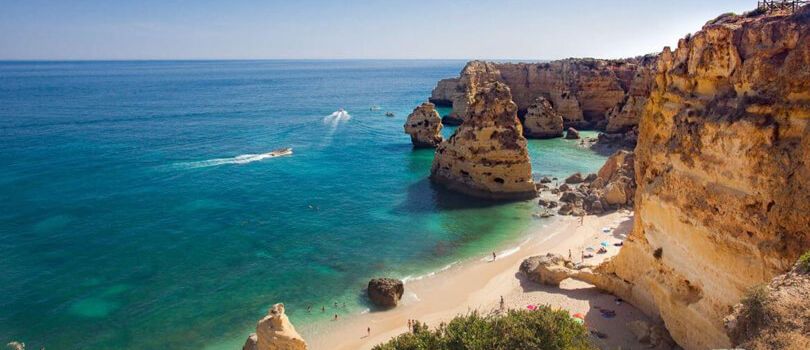 Marinha Beach