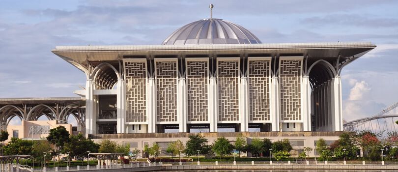 Tuanku Mizan Zainal Abidin Mosque