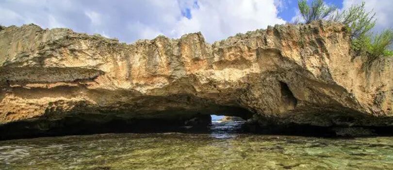 Cueva de las Golondrinas
