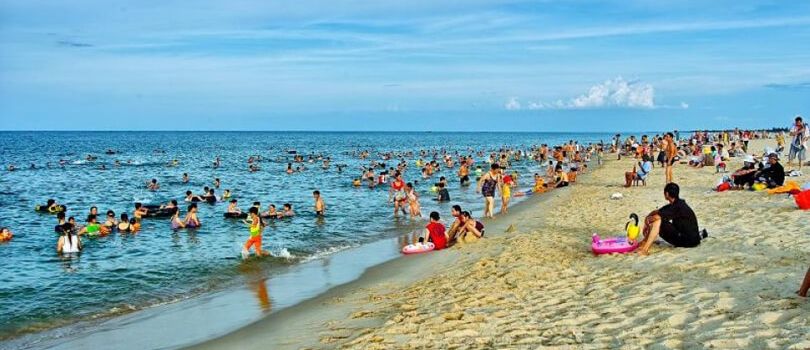 Nhat Le Beach