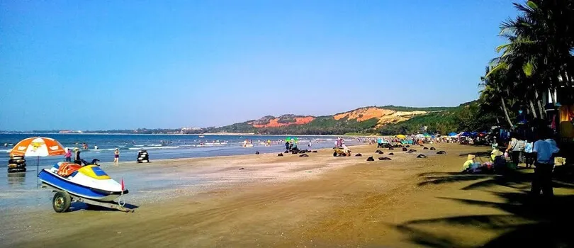 Hon Rom Beach