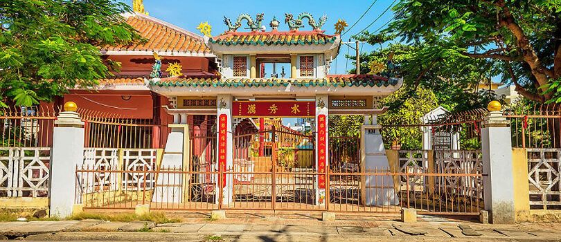Van Thuy Tu Temple