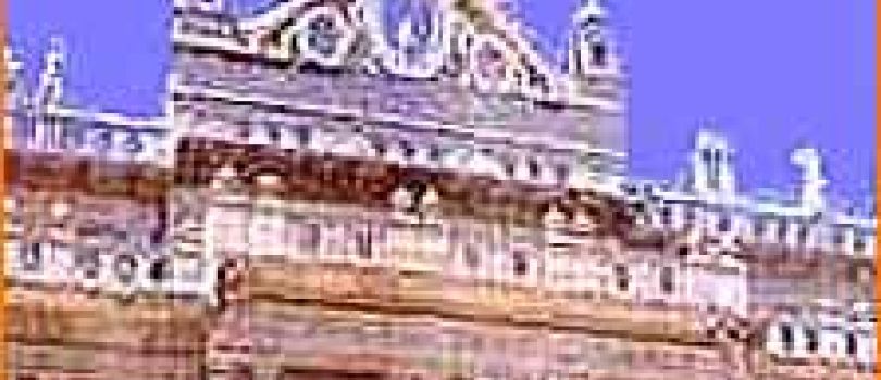 Agra Mathura Vrindavan 3 Days Tour Package Only For Rs.1499