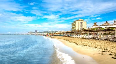 Beach	 in Albania