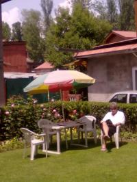 Blooming Dale Hotel Image